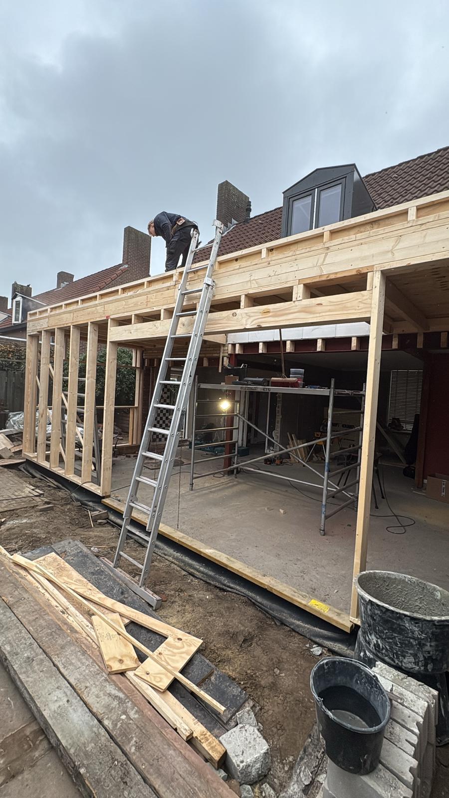 Aanbouw in uitvoering – constructiefase